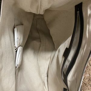 Gucci messenger bag